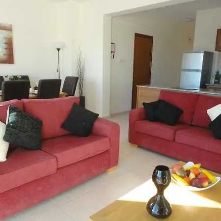 Swalletta Larnaca