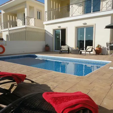 Swalletta * Larnaca